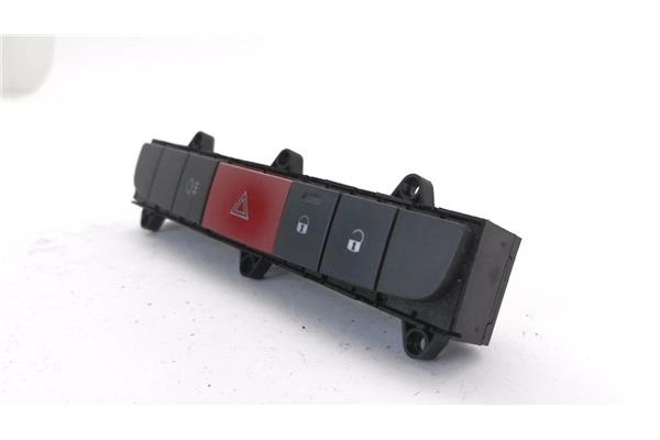 Recambio de interruptor luces emergencia para citroen jumper furgón 2.2 hdi 100 referencia OEM IAM B569  