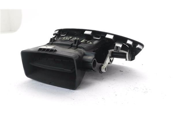 Recambio de rejilla entrada de aire para renault grand scénic iii (jz0/1_) 1.5 dci referencia OEM IAM 1012124 10016 