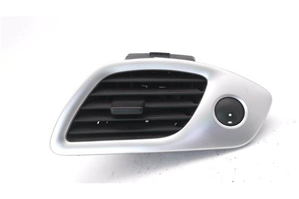 Recambio de rejilla entrada de aire para renault grand scénic iii (jz0/1_) 1.5 dci referencia OEM IAM 1012127 10016 