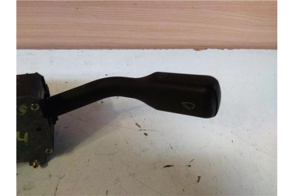 Recambio de mando de luces para audi 80 berlina/avant 2.0 básico berlina referencia OEM IAM 4A0953503 443953513H 