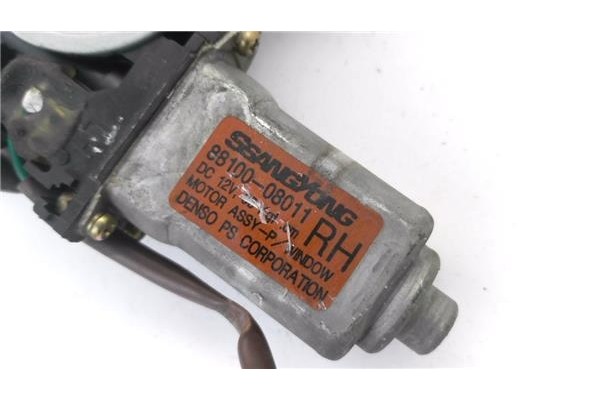 Recambio de mecanismo elevalunas delantero derecho para ssangyong rexton 2.7 270 xdi limited referencia OEM IAM 8810008011  