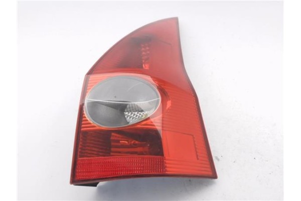 Recambio de piloto trasero derecho para renault megane ii ranchera familiar (km0/1_) 1.5 dci referencia OEM IAM 8200142683  