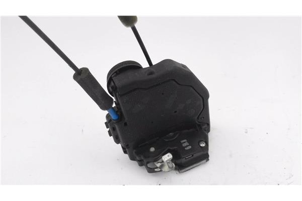 Recambio de cierre electromagnetico trasero izquierdo para toyota avensis cross sport (t27) 2.2 premium referencia OEM IAM A0466