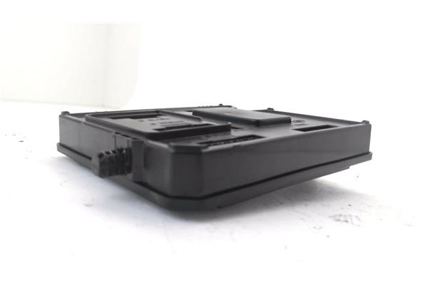 Recambio de caja fusibles/rele para renault grand scénic iii (jz0/1_) 1.5 dci referencia OEM IAM 284B15986R S180098101 