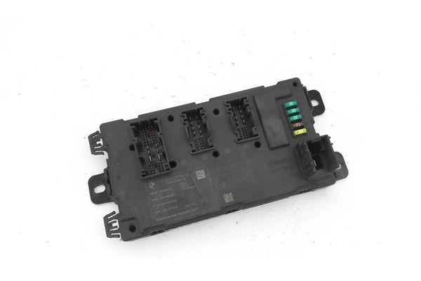 Recambio de caja fusibles/rele para bmw serie 1 berlina 5p (f20) 2.0 116d referencia OEM IAM 932970001 A2C3045001500 