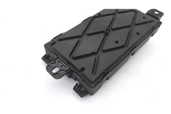 Recambio de caja fusibles/rele para bmw serie 1 berlina 5p (f20) 2.0 116d referencia OEM IAM 932970001 A2C3045001500 