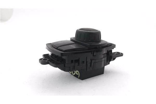 Recambio de mando multifuncion para bmw serie 1 berlina 5p (f20) 2.0 116d referencia OEM IAM 931769502 3,36E+07 