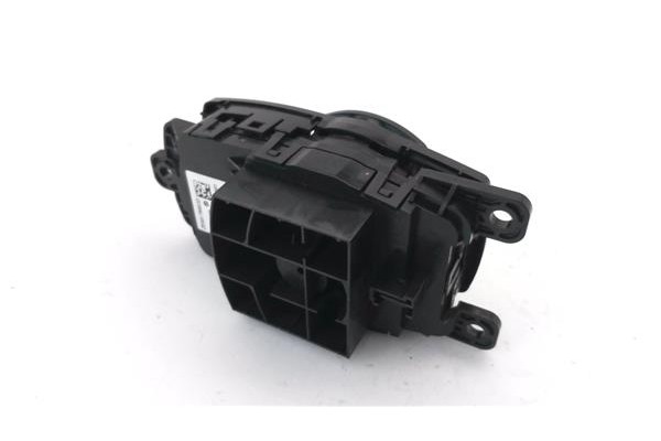 Recambio de mando multifuncion para bmw serie 1 berlina 5p (f20) 2.0 116d referencia OEM IAM 931769502 3,36E+07 