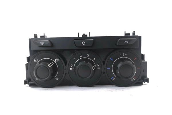 Recambio de mandos calefaccion / a.a. para citroen c3 1.4 attraction referencia OEM IAM X8032001 400018004 