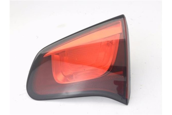 Recambio de piloto porton trasero derecho para citroen c3 1.4 attraction referencia OEM IAM 9685225480  