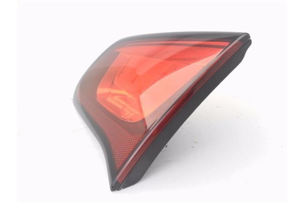 Recambio de piloto porton trasero derecho para citroen c3 1.4 attraction referencia OEM IAM 9685225480  