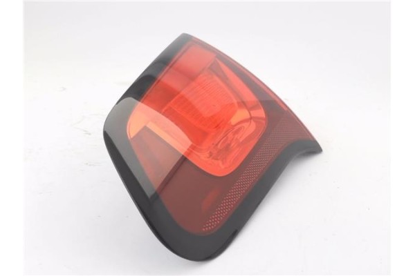 Recambio de piloto porton trasero derecho para citroen c3 1.4 attraction referencia OEM IAM 9685225480  