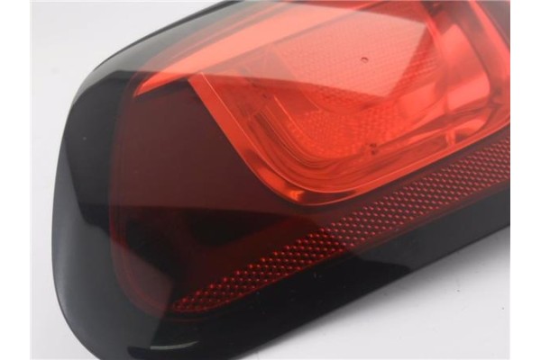Recambio de piloto porton trasero derecho para citroen c3 1.4 attraction referencia OEM IAM 9685225480  