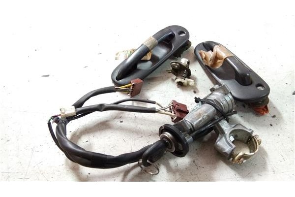 Recambio de llave para honda civic v (ej9, ek3/4) referencia OEM IAM    Recambio de llave para honda civic v (ej9, ek3/4) referencia OEM IAM