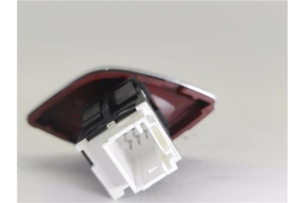 Recambio de interruptor luces emergencia para citroen c3 1.4 attraction referencia OEM IAM 96669616KR  
