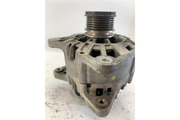 Recambio de alternador para renault grand scénic iii (jz0/1_) 1.5 dci referencia OEM IAM FG15T056 2612716A 