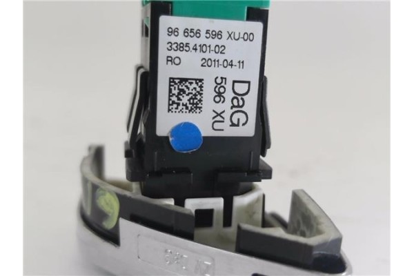 Recambio de boton cierre centralizado para citroen c3 1.4 attraction referencia OEM IAM 96656596XU  