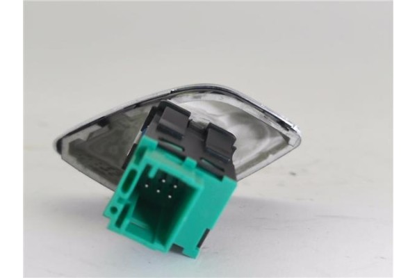 Recambio de boton cierre centralizado para citroen c3 1.4 attraction referencia OEM IAM 96656596XU  