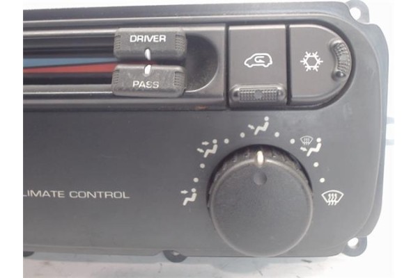 Recambio de mandos climatizador para chrysler voyager (rg) referencia OEM IAM 05005002AF  