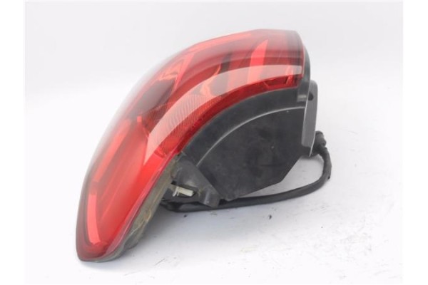 Recambio de piloto trasero derecho para chevrolet captiva 2.0 d referencia OEM IAM 20946136  