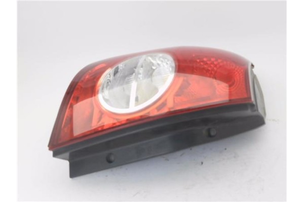 Recambio de piloto trasero izquierdo para chevrolet captiva 2.0 d referencia OEM IAM 20946135  