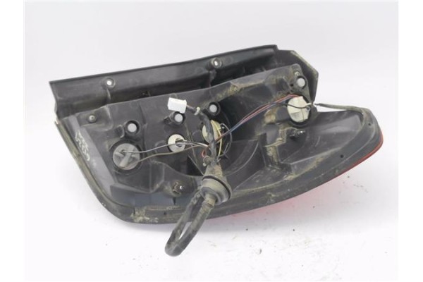 Recambio de piloto trasero izquierdo para chevrolet captiva 2.0 d referencia OEM IAM 20946135  