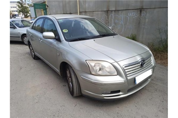 toyota avensis berlina (t25) del año 2003