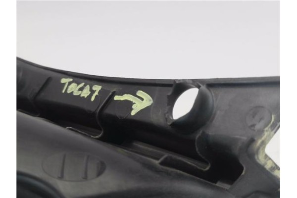 Recambio de piloto trasero derecho para hyundai i30 (fd) 1.6 comfort referencia OEM IAM 924022R0  