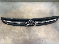 Recambio de rejilla capo para citroen xsara picasso 2.0 hdi referencia OEM IAM 9650059677 9650059377 