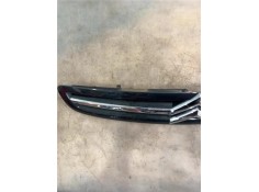 Recambio de rejilla capo para citroen xsara picasso 2.0 hdi referencia OEM IAM 9650059677 9650059377 