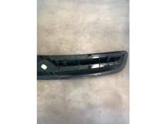 Recambio de rejilla capo para citroen xsara picasso 2.0 hdi referencia OEM IAM 9650059677 9650059377 