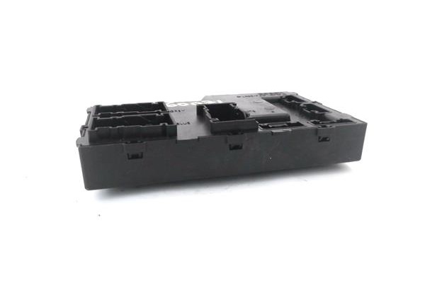 Recambio de módulo electrónico para ford fiesta vi 1.6 tdci referencia OEM IAM 8V5115K600CJ 30363117701 