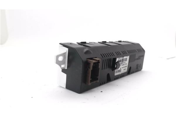 Recambio de display para citroen c5 tourer 2.0 business class referencia OEM IAM 9665589780 NS3153797 