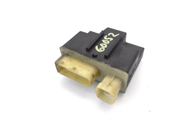 Recambio de caja precalentamiento para citroen c5 tourer 2.0 business class referencia OEM IAM 9652021180 18010951 