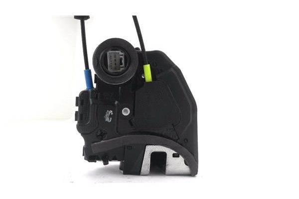 Recambio de cierre electromagnetico trasero derecho para toyota avensis cross sport (t27) 2.2 premium referencia OEM IAM A046693
