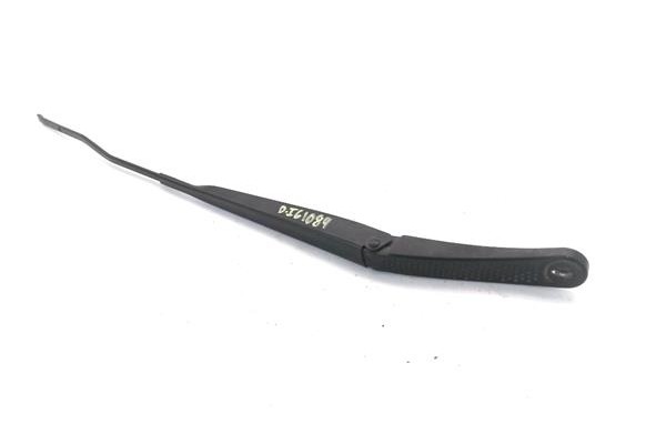 Recambio de brazo limpiaparabrisas delantero izquierdo para renault clio iii 1.4 16v referencia OEM IAM 82002268916  