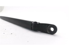 Recambio de brazo limpiaparabrisas delantero derecho para renault clio iii 1.4 16v referencia OEM IAM 8200268917  