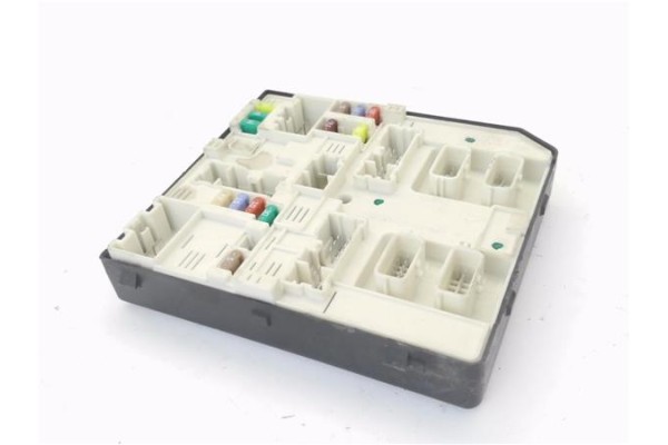 Recambio de caja fusibles/rele para renault grand scénic iii (jz0/1_) 1.5 dci referencia OEM IAM 284B62069R  
