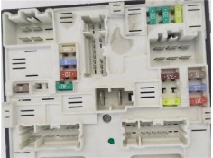 Recambio de caja fusibles/rele para renault grand scénic iii (jz0/1_) 1.5 dci referencia OEM IAM 284B62069R  
