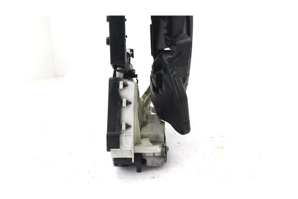 Recambio de cierre electromagnetico trasero izquierdo para mercedes-benz clase a (bm 169) 2.0 a 180 cdi (169.007) referencia OEM