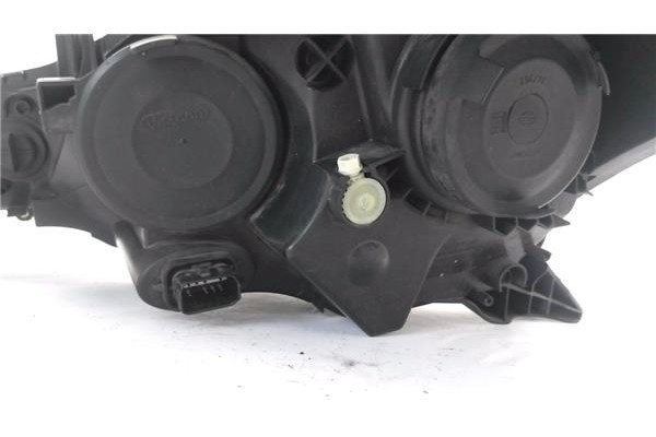 Recambio de faro delantero dcho para citroen c3 1.4 attraction referencia OEM IAM 967381438002 79998D 