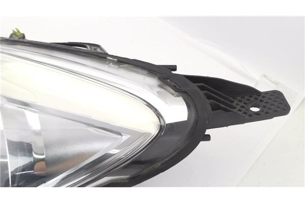Recambio de faro delantero izquierdo para citroen c3 1.4 attraction referencia OEM IAM 9673814980  