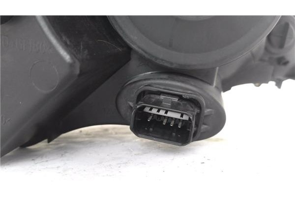Recambio de faro delantero izquierdo para citroen c3 1.4 attraction referencia OEM IAM 9673814980  
