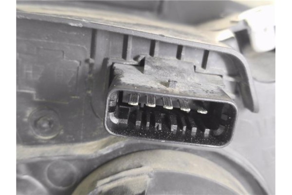 Recambio de faro delantero izquierdo para renault grand scénic iii (jz0/1_) 1.5 dci referencia OEM IAM 260601946R 89906003 