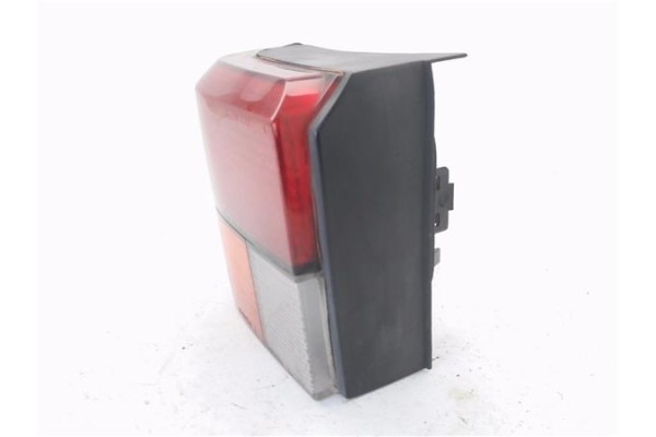 Recambio de piloto trasero izquierdo para volkswagen t4 transporter 1.9 furgón referencia OEM IAM 11A212B  