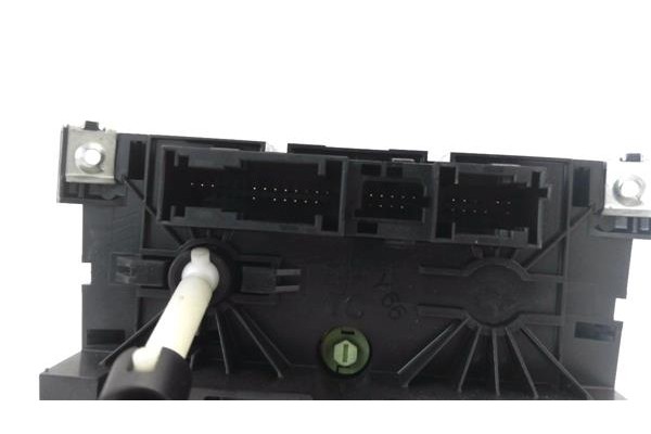 Recambio de mandos calefaccion / a.a. para mercedes-benz vito / mixto furgón (w639) 113 cdi referencia OEM IAM A6399060000KZ ZGS