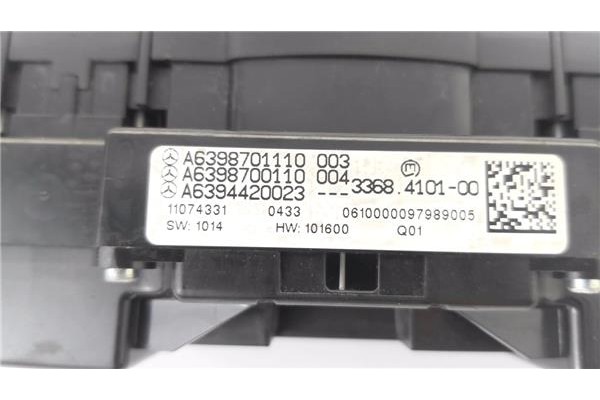 Recambio de interruptor luces emergencia para mercedes-benz vito / mixto furgón (w639) 113 cdi referencia OEM IAM A6398701110 A6