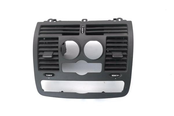 Recambio de rejilla entrada de aire para mercedes-benz vito / mixto furgón (w639) 113 cdi referencia OEM IAM A6396800007  