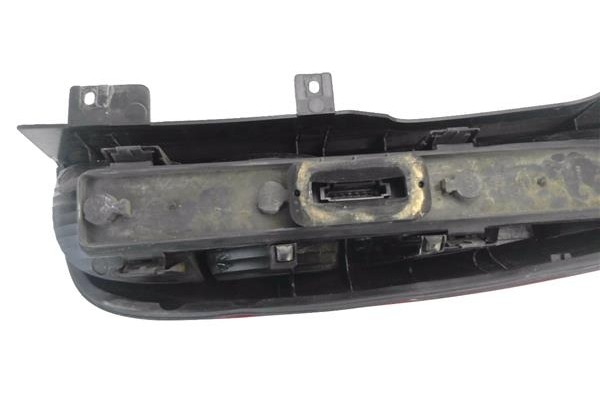 Recambio de piloto trasero izquierdo para mercedes-benz vito / mixto furgón (w639) 113 cdi referencia OEM IAM 84401924L  