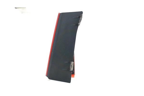 Recambio de piloto superior trasero izquierdo para mercedes-benz vito / mixto furgón (w639) 113 cdi referencia OEM IAM A63982018